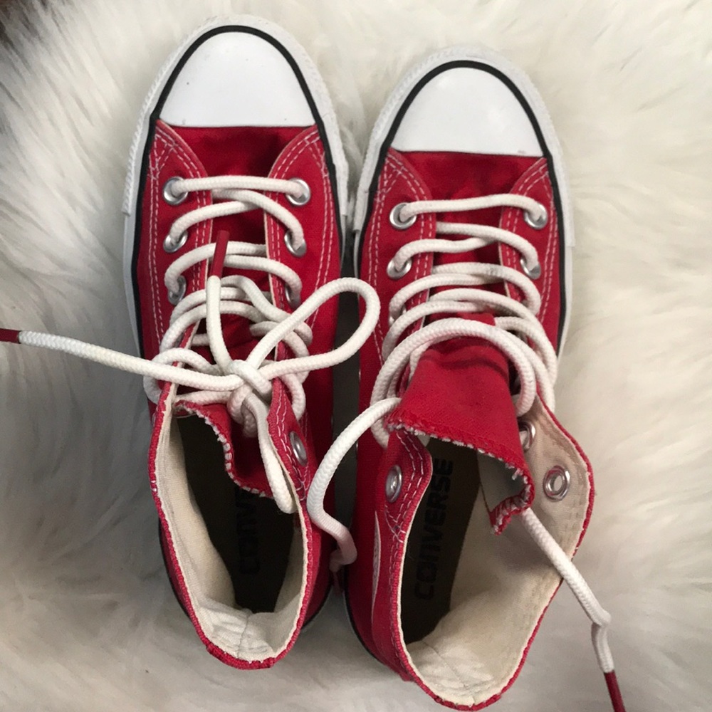 Red converse